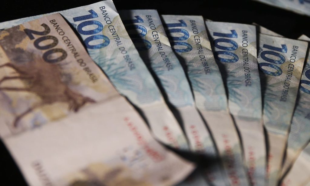 Receita abriu consulta para 3º lote de restituição do Imposto de Renda